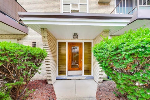 Tiny photo for 4243 N Kedvale Avenue #1F, Chicago, IL 60641 (MLS # 12737280)