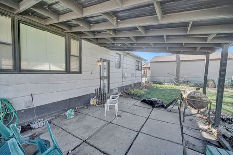 Tiny photo for 16934 Annetta Avenue, Hazel Crest, IL 60429 (MLS # 12608816)