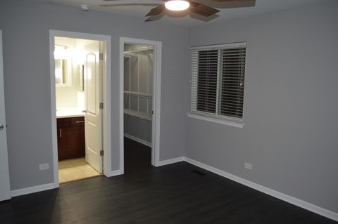 Tiny photo for 225 Thornapple Court #225, Buffalo Grove, IL 60089 (MLS # 12536889)