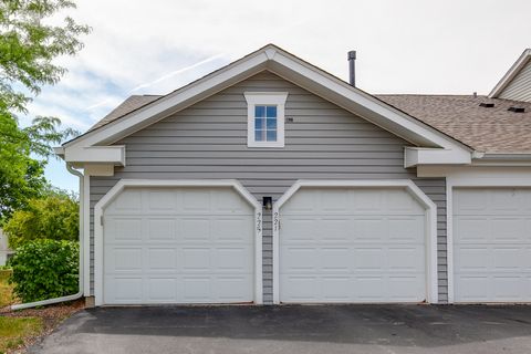 Tiny photo for 225 Thornapple Court #225, Buffalo Grove, IL 60089 (MLS # 12536889)