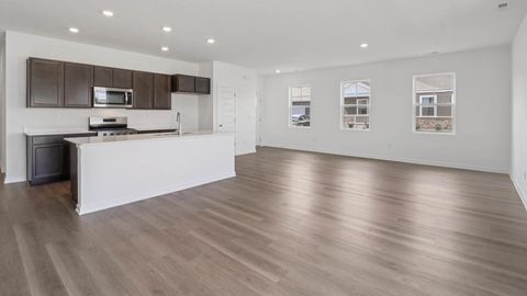 Tiny photo for 2431 Glacier Street, Pingree Grove, IL 60140 (MLS # 12668365)