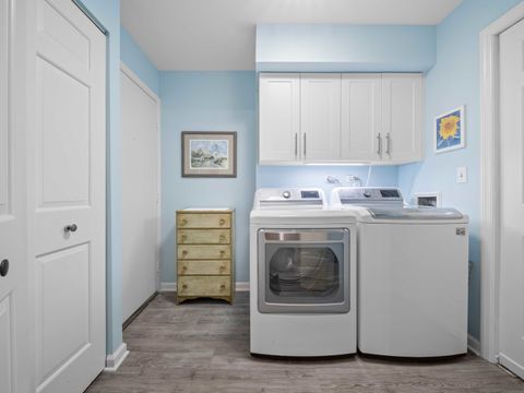 Tiny photo for 1671 Mission Hills Road #210, Northbrook, IL 60062 (MLS # 12486898)