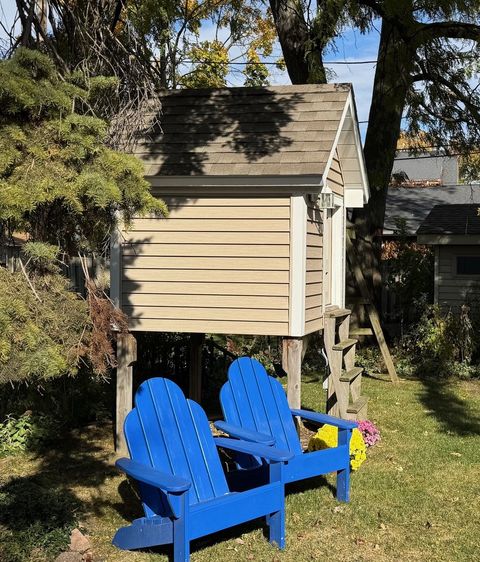 Tiny photo for 911 E Villa Drive, Des Plaines, IL 60016 (MLS # 12513592)