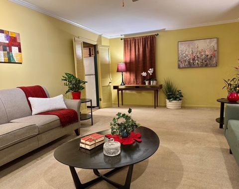 Tiny photo for 911 E Villa Drive, Des Plaines, IL 60016 (MLS # 12513592)