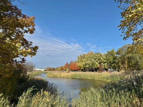 Tiny photo for 911 E Villa Drive, Des Plaines, IL 60016 (MLS # 12513592)