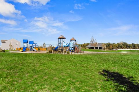 Tiny photo for 2461 Tahoe Lane, Pingree Grove, IL 60140 (MLS # 12492740)