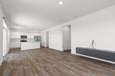 Tiny photo for 2461 Tahoe Lane, Pingree Grove, IL 60140 (MLS # 12492740)