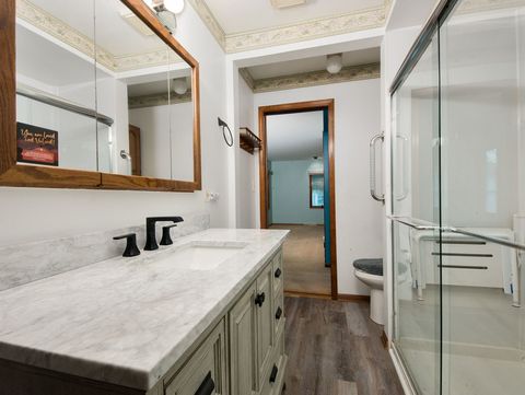 Tiny photo for 308 N William Street, Mount Prospect, IL 60056 (MLS # 12633117)