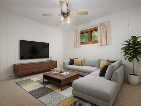 Tiny photo for 308 N William Street, Mount Prospect, IL 60056 (MLS # 12633117)