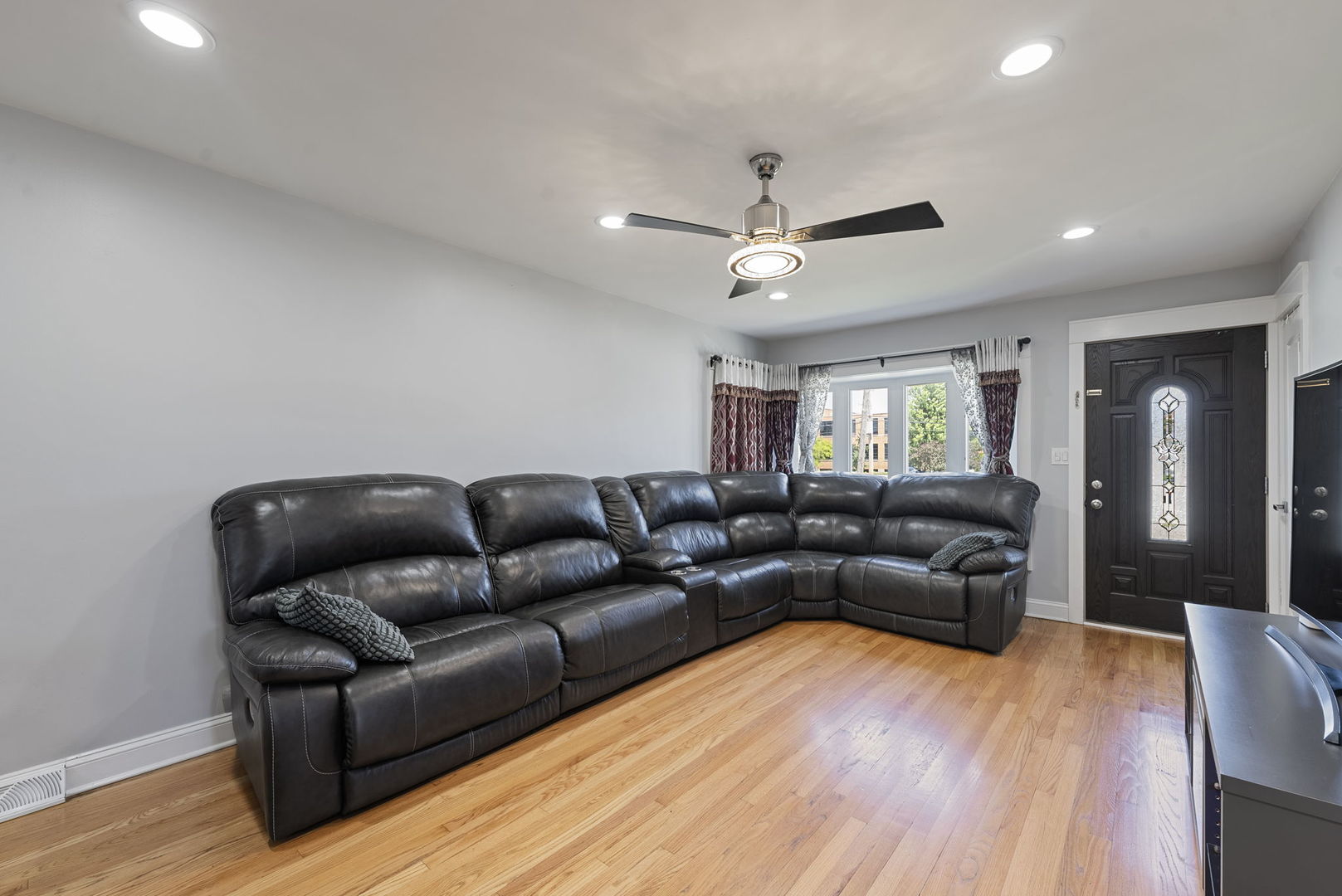 8313 W Ballard Road