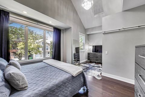 Tiny photo for 3053 N Racine Avenue, Chicago, IL 60657 (MLS # 12461405)