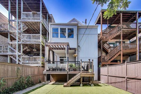 Tiny photo for 3053 N Racine Avenue, Chicago, IL 60657 (MLS # 12461405)