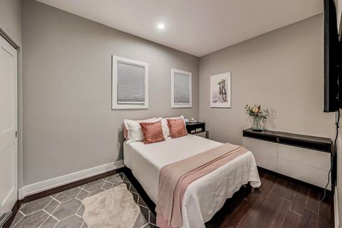 Tiny photo for 3053 N Racine Avenue, Chicago, IL 60657 (MLS # 12461405)