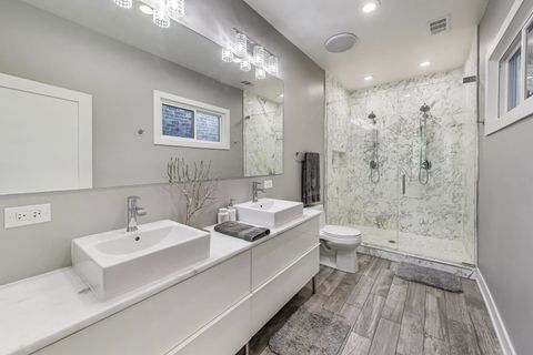 Tiny photo for 3053 N Racine Avenue, Chicago, IL 60657 (MLS # 12461405)