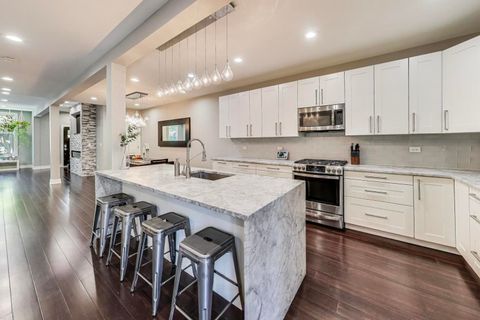Tiny photo for 3053 N Racine Avenue, Chicago, IL 60657 (MLS # 12461405)
