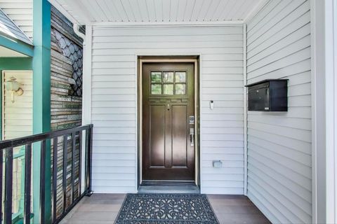 Tiny photo for 3053 N Racine Avenue, Chicago, IL 60657 (MLS # 12461405)