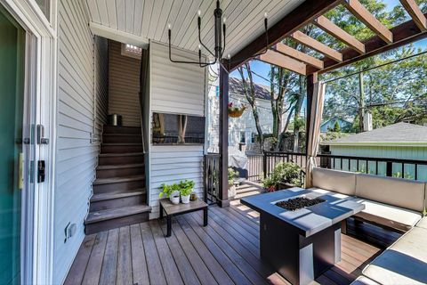 Tiny photo for 3053 N Racine Avenue, Chicago, IL 60657 (MLS # 12461405)