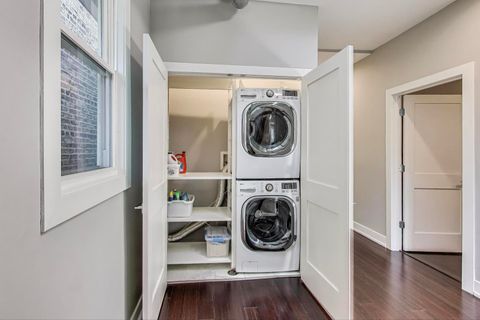 Tiny photo for 3053 N Racine Avenue, Chicago, IL 60657 (MLS # 12461405)