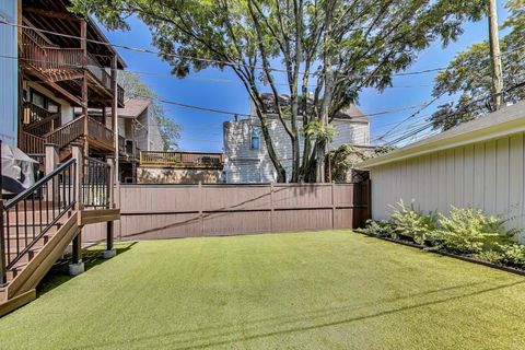 Tiny photo for 3053 N Racine Avenue, Chicago, IL 60657 (MLS # 12461405)