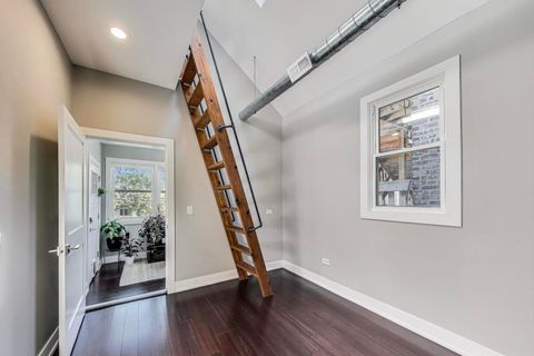 Tiny photo for 3053 N Racine Avenue, Chicago, IL 60657 (MLS # 12461405)