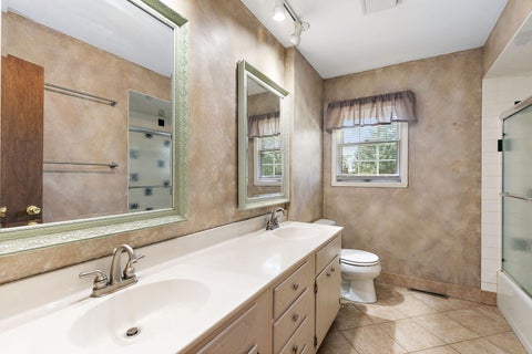 Tiny photo for 5848 Weymouth Drive, Rockford, IL 61114 (MLS # 12741760)