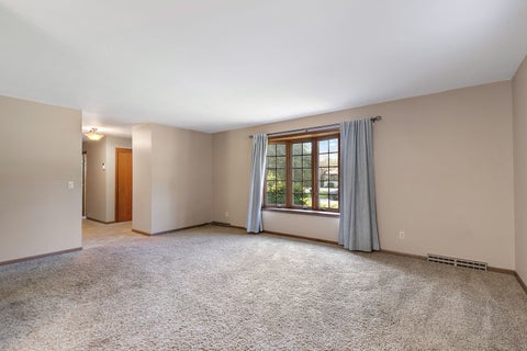 Tiny photo for 5848 Weymouth Drive, Rockford, IL 61114 (MLS # 12741760)