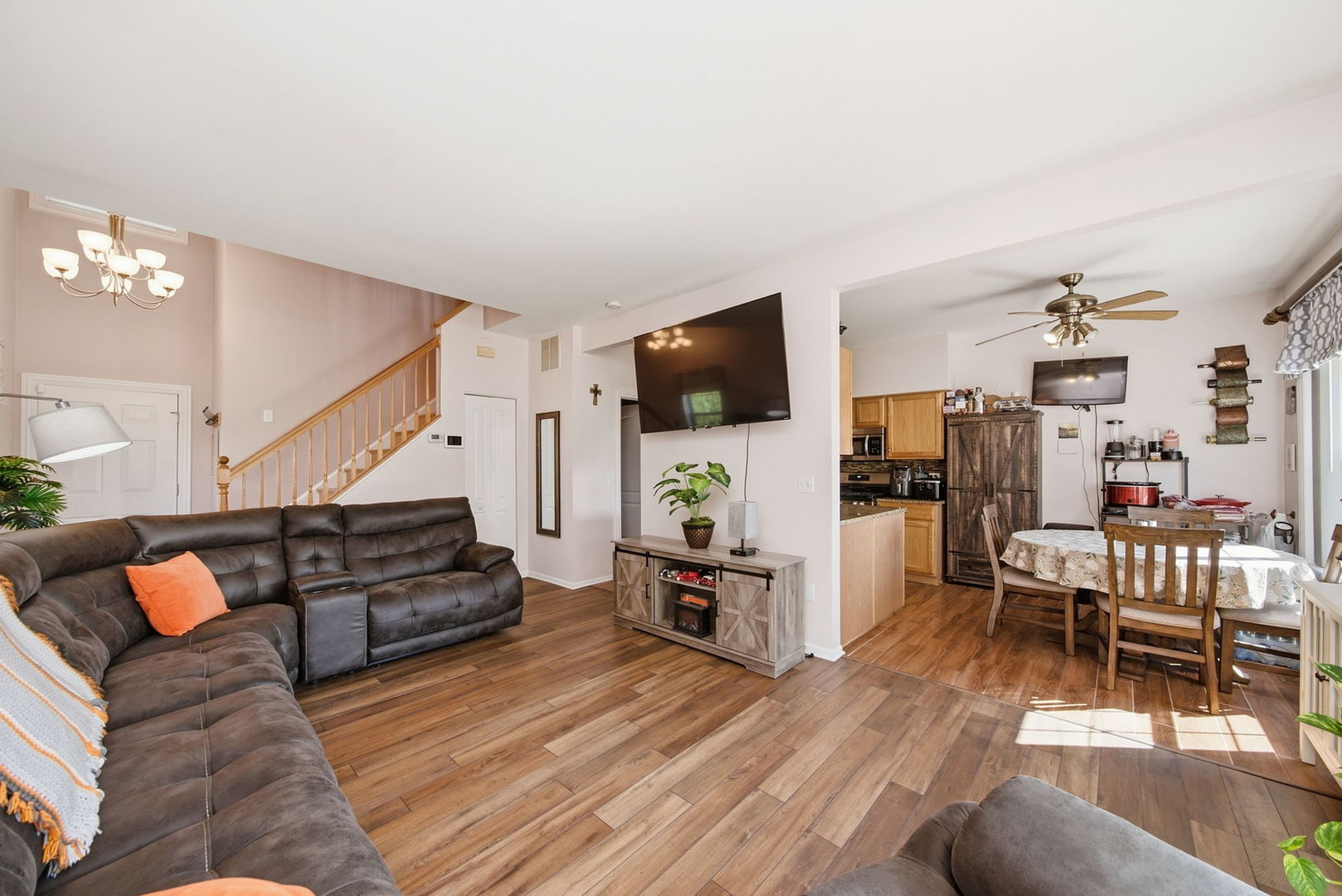 4160 Oak Tree Lane