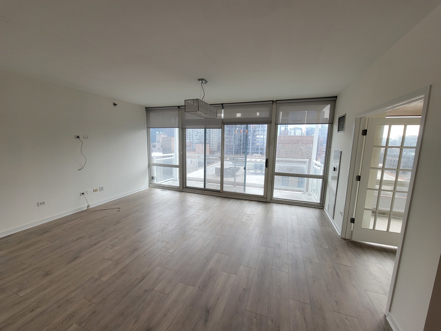 757 N Orleans Street 1004