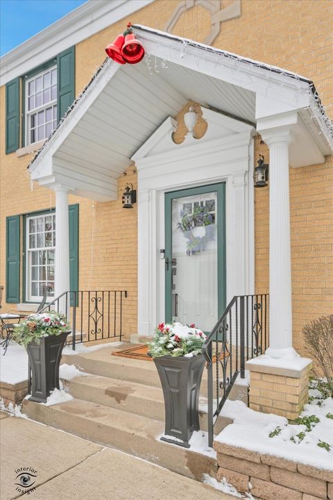 Tiny photo for 2728 W 107th Street, Chicago, IL 60655 (MLS # 12548439)