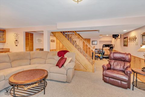 Tiny photo for 2728 W 107th Street, Chicago, IL 60655 (MLS # 12548439)