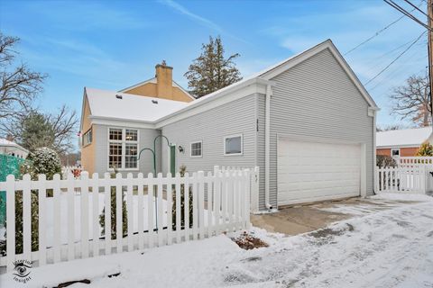 Tiny photo for 2728 W 107th Street, Chicago, IL 60655 (MLS # 12548439)