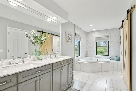 Tiny photo for 299 Concord Square, Gurnee, IL 60031 (MLS # 12631284)