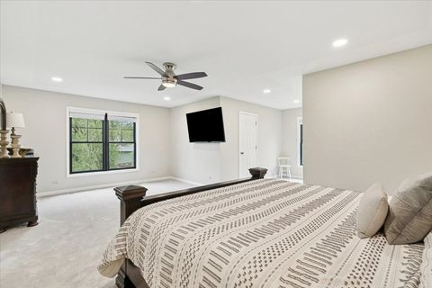 Tiny photo for 299 Concord Square, Gurnee, IL 60031 (MLS # 12631284)