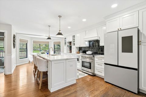 Tiny photo for 299 Concord Square, Gurnee, IL 60031 (MLS # 12631284)