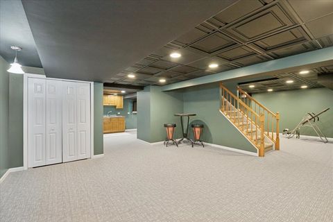 Tiny photo for 299 Concord Square, Gurnee, IL 60031 (MLS # 12631284)