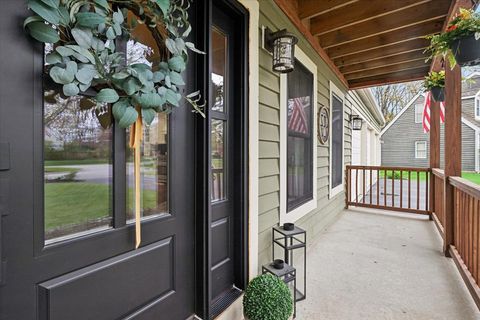 Tiny photo for 299 Concord Square, Gurnee, IL 60031 (MLS # 12631284)
