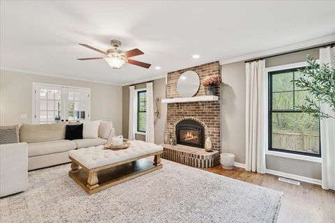 Tiny photo for 299 Concord Square, Gurnee, IL 60031 (MLS # 12631284)