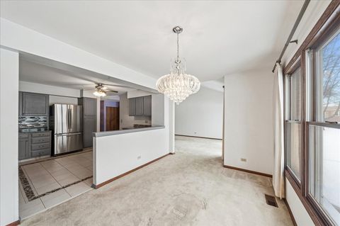 Tiny photo for 216 Country Club Drive, Prospect Heights, IL 60070 (MLS # 12537257)