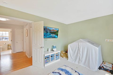 Tiny photo for 1045 Browning Lane, Lake Zurich, IL 60047 (MLS # 12570863)