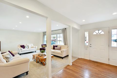 Tiny photo for 1045 Browning Lane, Lake Zurich, IL 60047 (MLS # 12570863)