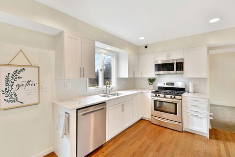 Tiny photo for 1045 Browning Lane, Lake Zurich, IL 60047 (MLS # 12570863)