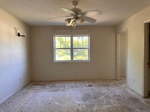 Tiny photo for 310 E Beacon Court, Mt Vernon, IL 62864 (MLS # 12757950)