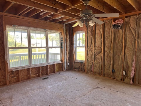 Tiny photo for 310 E Beacon Court, Mt Vernon, IL 62864 (MLS # 12757950)