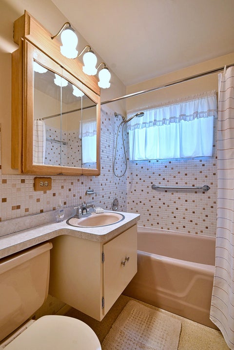 Tiny photo for 1308 Margret Street, Des Plaines, IL 60018 (MLS # 12751268)