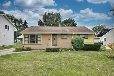 Photo of 1308 Margret Street, Des Plaines, IL 60018 (MLS # 12751268)