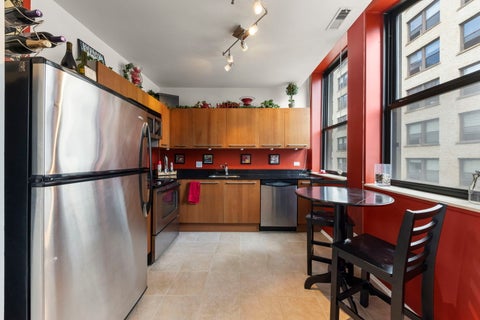 Tiny photo for 640 S Federal Street #802, Chicago, IL 60605 (MLS # 12761788)