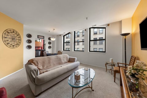 Tiny photo for 640 S Federal Street #802, Chicago, IL 60605 (MLS # 12761788)