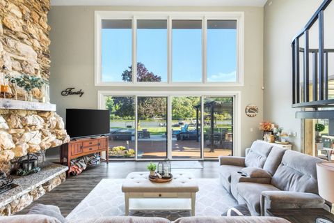 Tiny photo for 1649 Heather Drive, Algonquin, IL 60102 (MLS # 12495506)