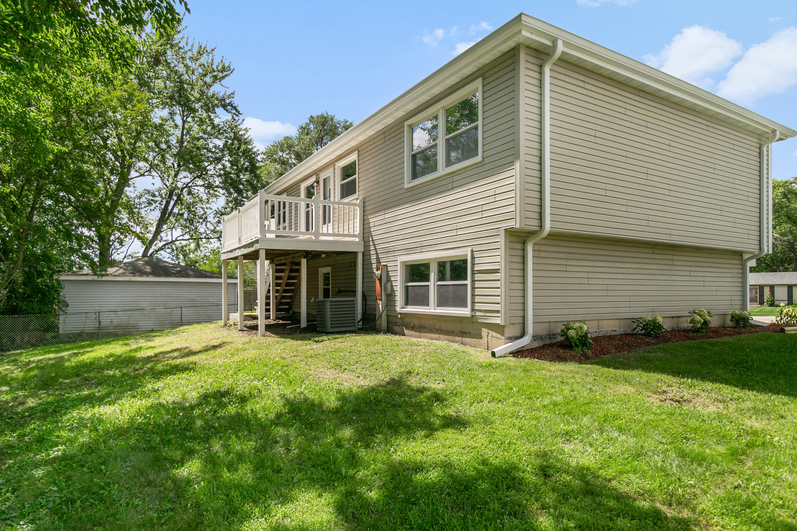 1039 Barrow Court