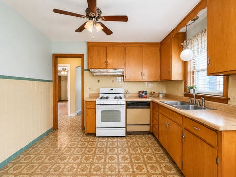Tiny photo for 5937 N Medina Avenue, Chicago, IL 60646 (MLS # 12721186)